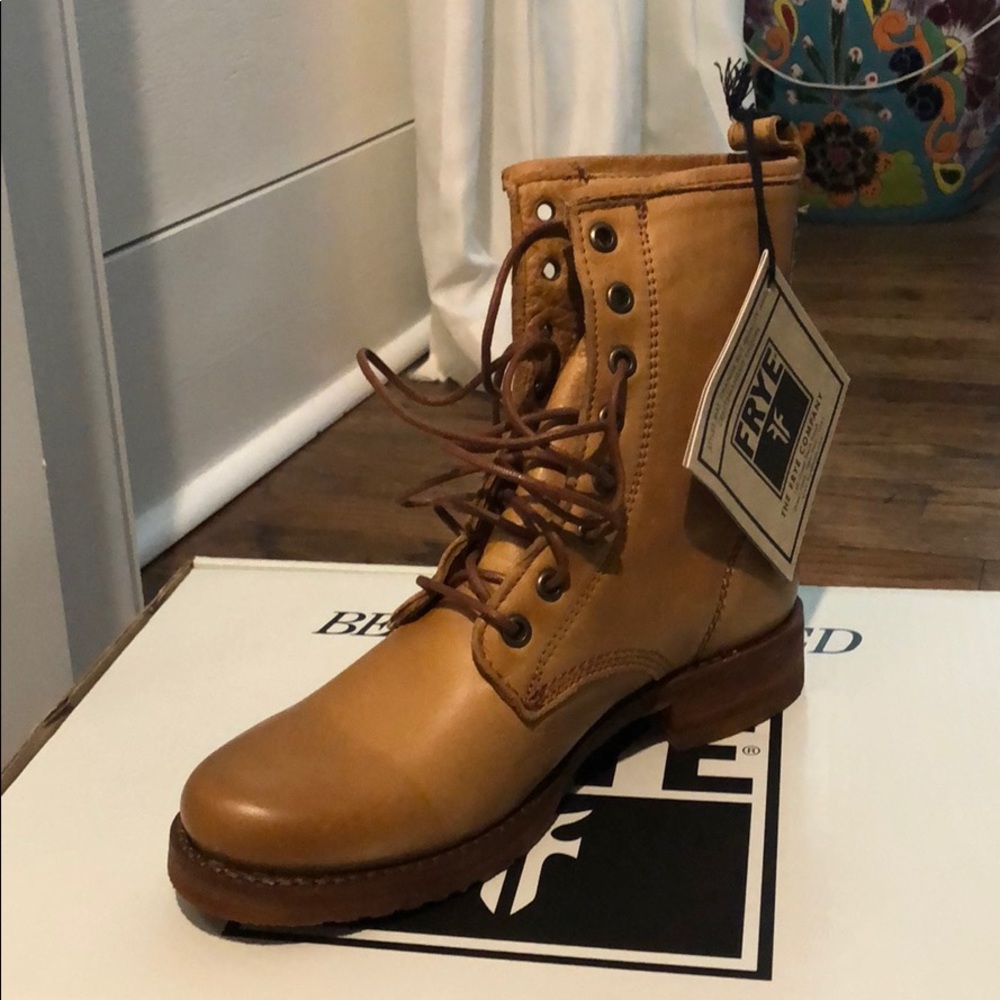 Frye Veronica Combat boot